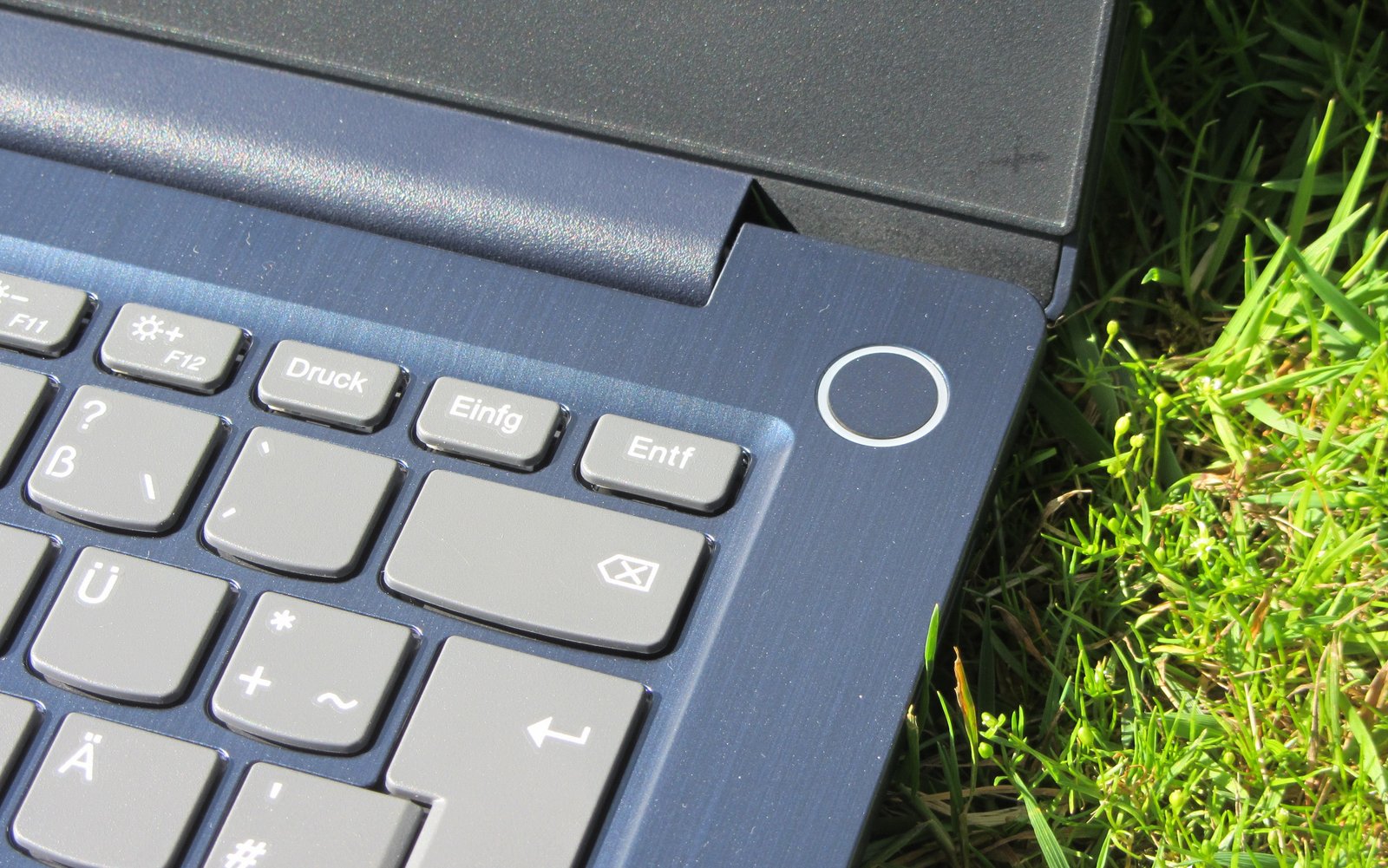 Lenovo IdeaPad 3 14 Core i5 11th Gen, 8GB Ram, 512GB SSD — view 11